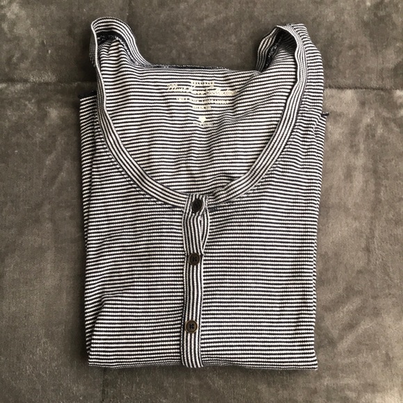 Hollister Striped Button Up Top - Picture 3 of 3